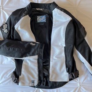 Women’s shift motorcycle jacket